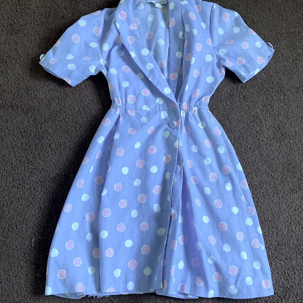 Cute little polka dot dress !